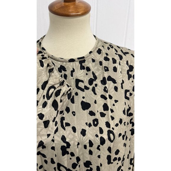 Darcy Women's Long Sleeve Light Gold Pleated Cheetah Print Blouse Size L - Picture 12 of 12